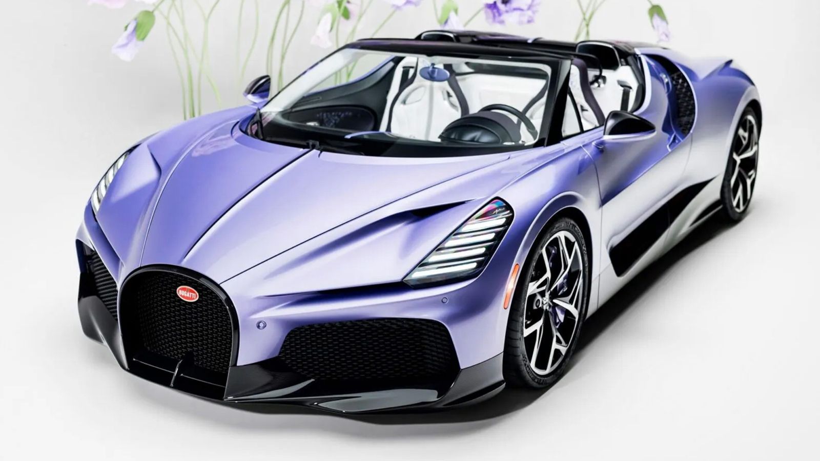 Νέα Bugatti Mistral λέγεται Caroline και έχει το χρώμα της λεβάντας! 